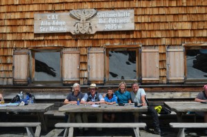 Stettiner Hütte mit Wöff, Sabine, Lenny und Siggi